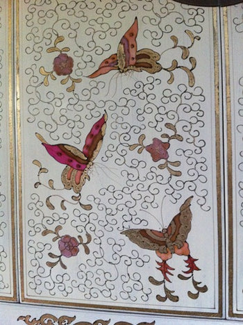 TV Cabinet in Cream Lacquer with Butterflies