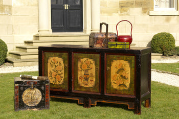 Chinese Antique Sideboard Nature Focus