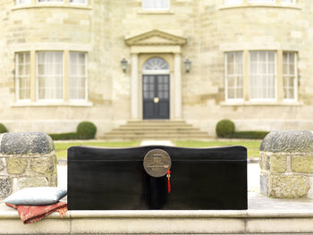 Black Lacquer Wave Trunk